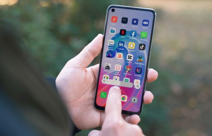 Navigating The Christian Faith in a Digital Age