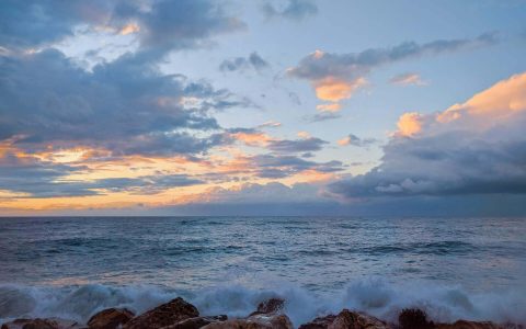 How to Find Joy and Peace Through Hope in Christ